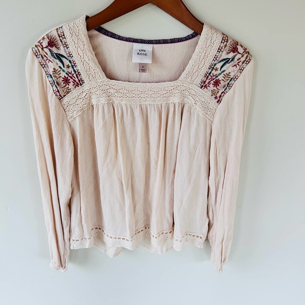 Knox Rose M cream floral embroidered square neck long sleeve peasant blouse